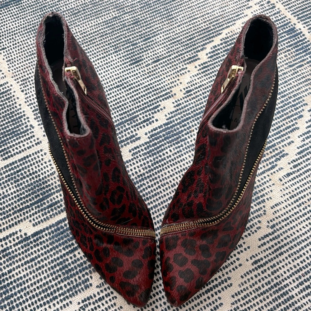 Sexy RENVY faux red, black leopard fur high heels pointy boots with gold zipper
